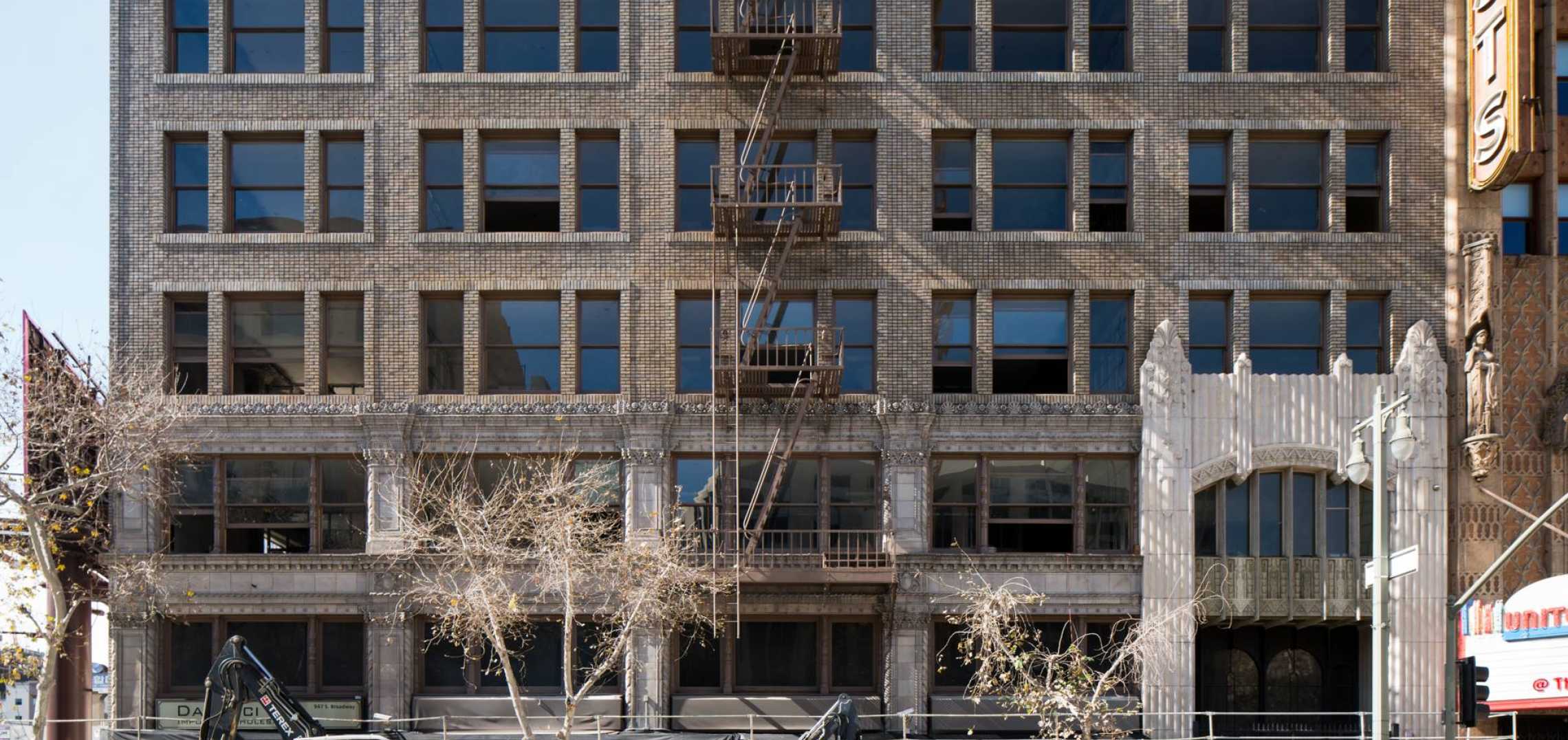 Adaptive Reuse Project Continues on Broadway | Urbanize LA