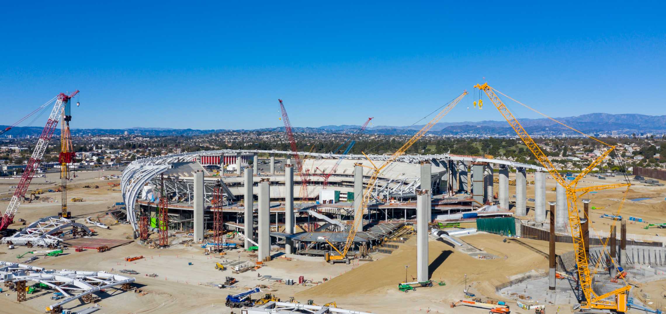 Swooping Roof Canopy Hoisted Into Place at the Inglewood NFL Stadium ...