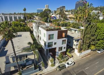 935 N. San Vicente Blvd