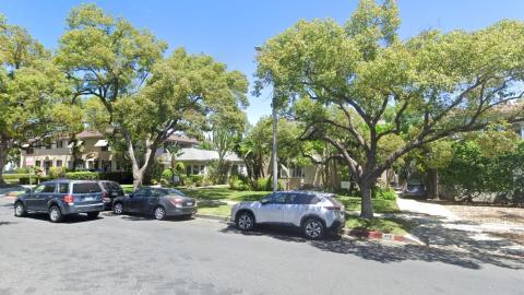 416-418 N. Maple Drive