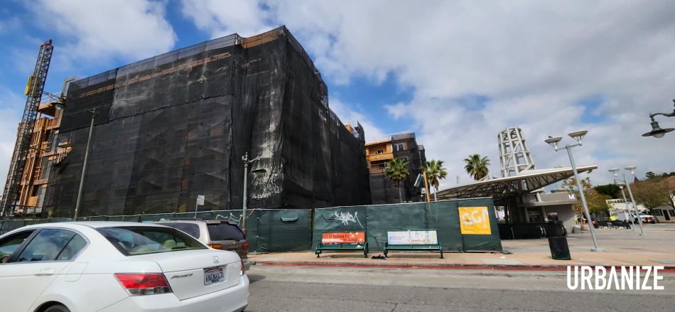 Los Lirios affordable housing reaches its peak at 113 S Soto Street in ...