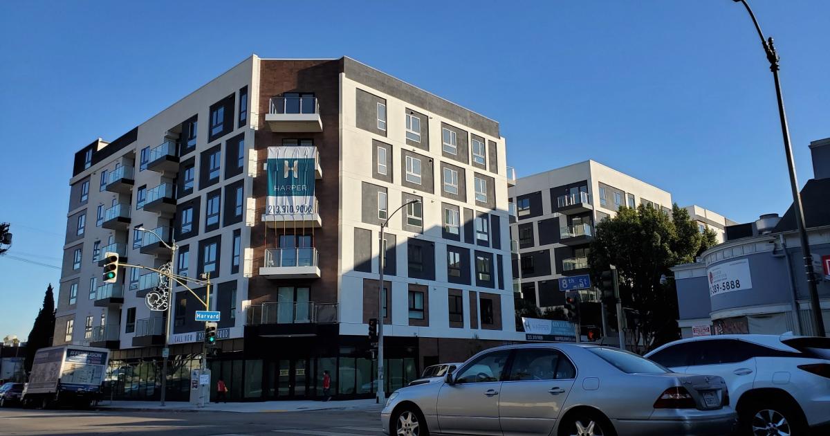 Rendering vs. Reality SixStory, 131Unit Development in Koreatown