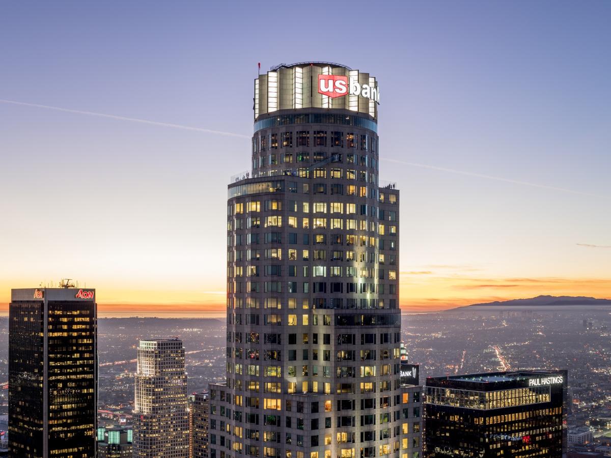 UCE ／ BANK ON IT US Bank Tower reportedly for sale for $700M - Curbed LA